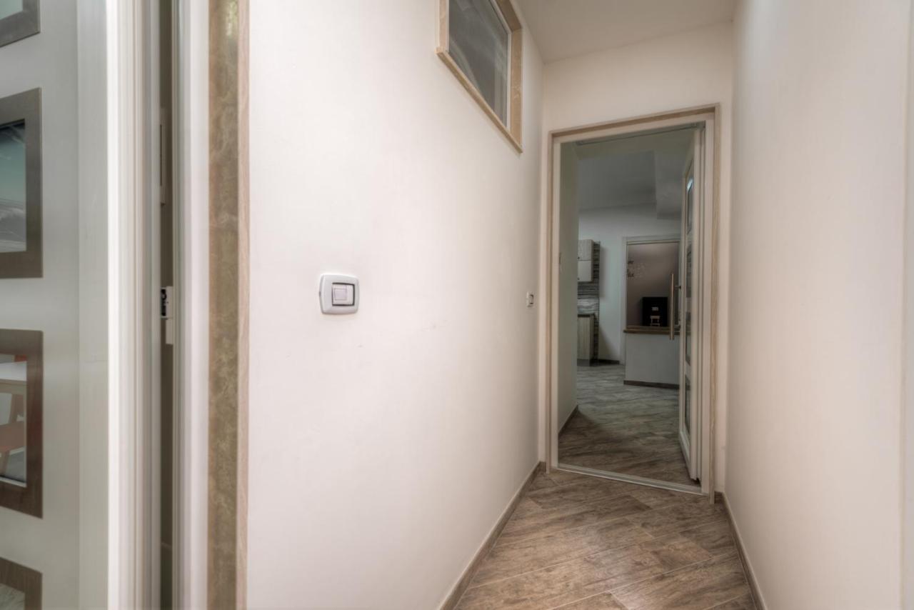 Appartamento Cento Passi dal Mare San Pietro in Bevagna Esterno foto